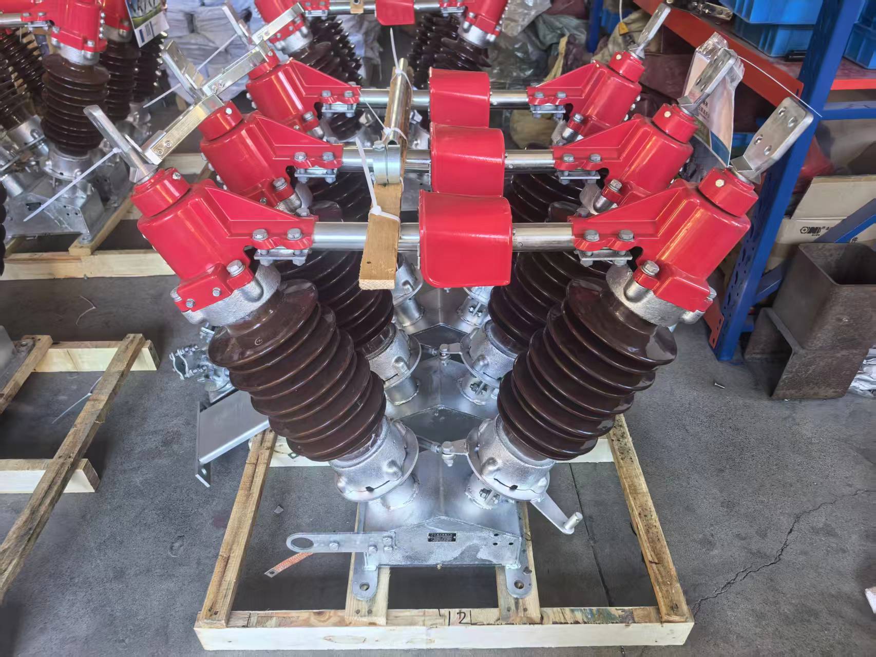 40.5kV-72.5kV-126KV voltage isolation switch